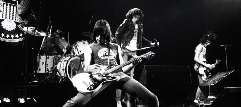 アート・デザイン・音楽 punk / steven wells Outsiders, Outcasts, Rebels + Weirdos: Punk Culture 1976–86