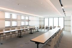 Bergreen Boardroom shoing long desk and chairs in a U-shaped layout