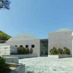 Exterior view of courtyard